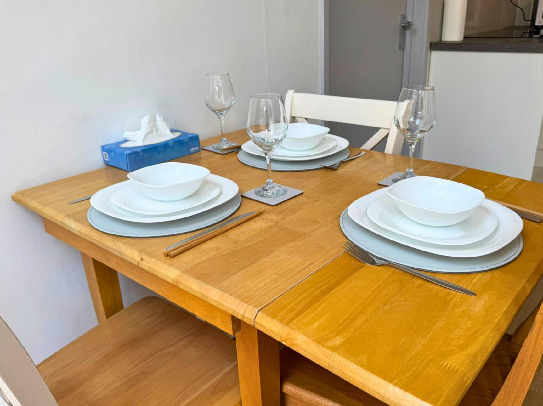 Headington, Oxford, An Entire 2Bed, Free Wi-Fi, Free Parking Exterior photo